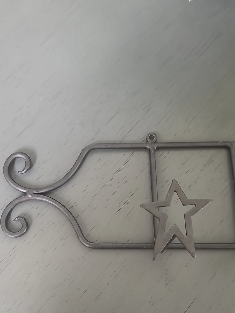 Metal Star Wall Hanger